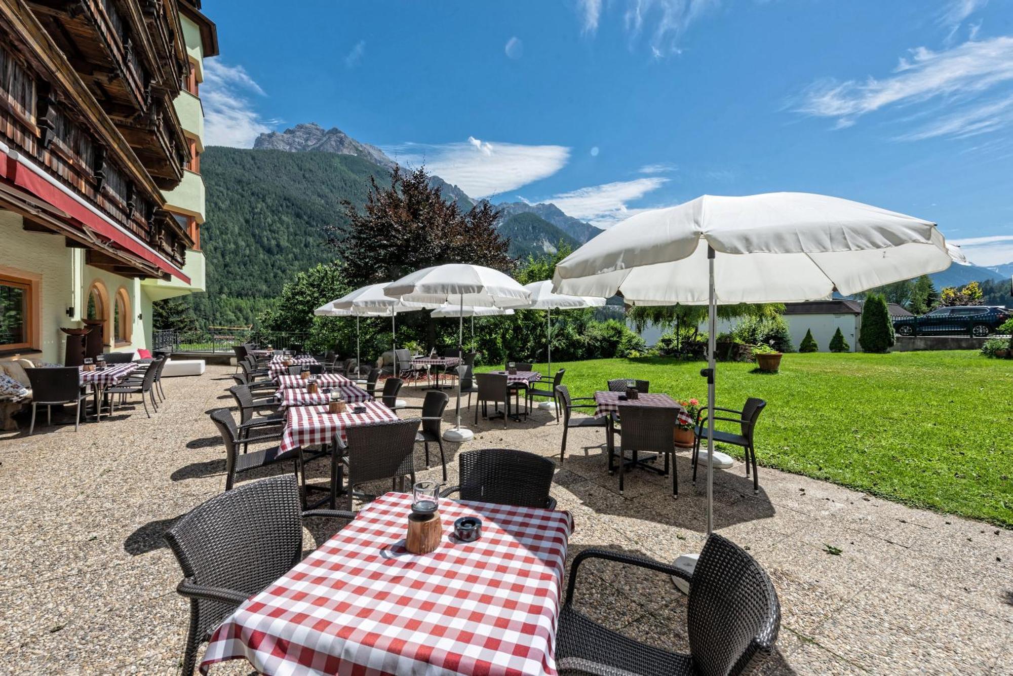 פולפמס Das Posthaus Stubai&Smart Hotel מראה חיצוני תמונה